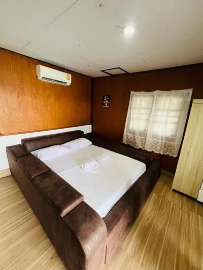 Family Room with Sea View — OK Bungalow